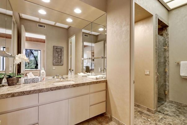 Bathroom, Dual Sink Vanities, Interior, Recessed Lighting