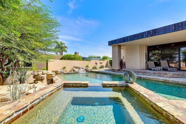 Exterior, Lake, Pool