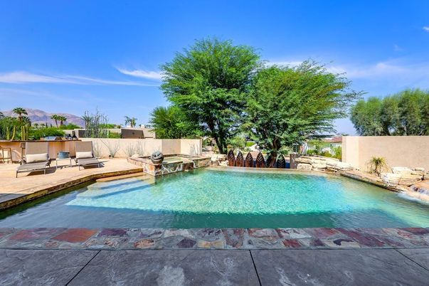 Exterior, Lake, Pool