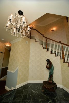 Chandelier, Interior