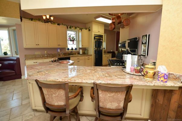 Chandelier, Interior, Kitchen