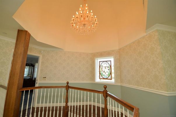 Chandelier, Interior