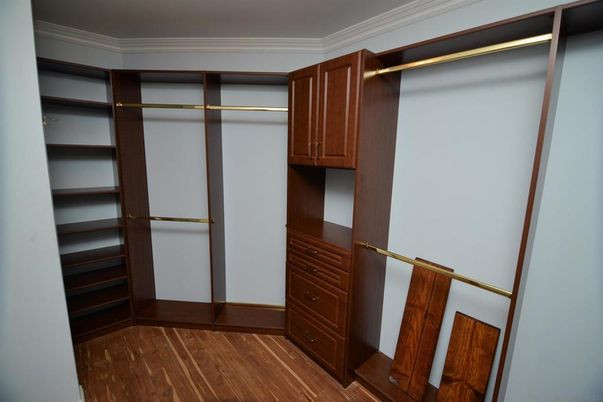 Interior, Walk-in Closets, Wood Texture Flooring