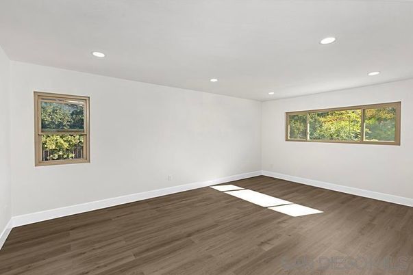 Empty room, Interior, Recessed Lighting, Wood Texture Flooring