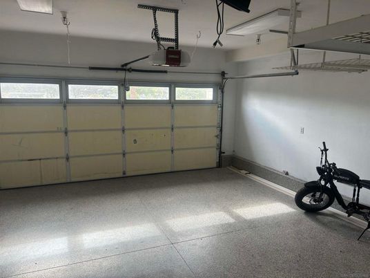 Garage, Interior