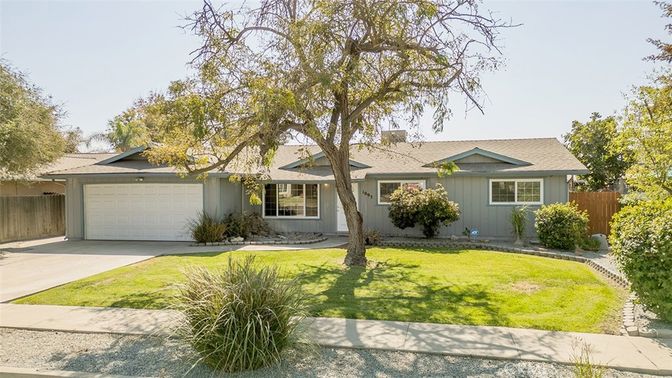 Attached, Backyard, Exterior, Facade, Ranch