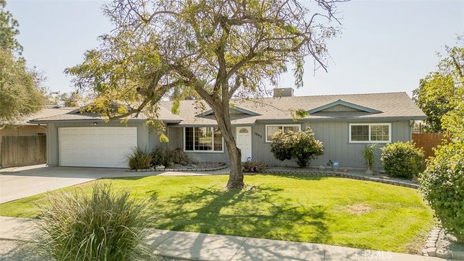 Attached, Backyard, Exterior, Facade, Ranch