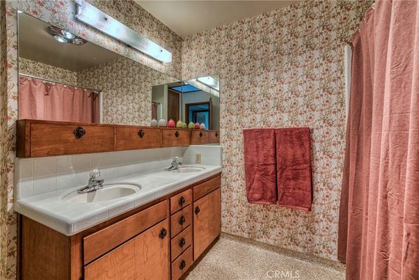 Bathroom, Dual Sink Vanities, Interior, Tile Countertops