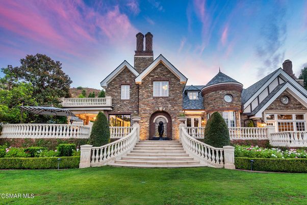 Backyard, Exterior, Facade, Brick Facade, Tudor Revival