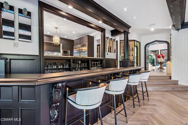 Chandelier, Interior, Recessed Lighting, Wood Texture Flooring