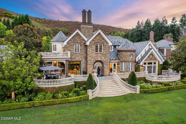 Backyard, Exterior, Facade, Brick Facade, French Provincial