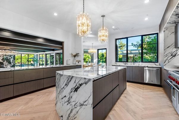 Chandelier, Interior, Kitchen, Marble Walls, Recessed Lighting, Stainless Steel Appliances, Wood Texture Flooring