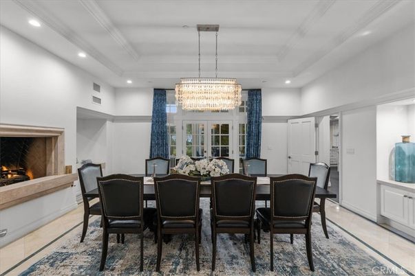 Chandelier, Dining room, Fireplace, Interior, Recessed Lighting