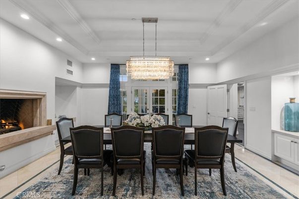 Chandelier, Dining room, Fireplace, Interior, Recessed Lighting