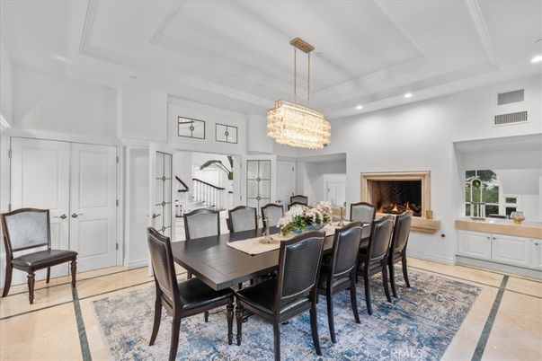 Chandelier, Dining room, Fireplace, Interior, Recessed Lighting