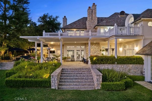 Backyard, Exterior, Facade, French Provincial