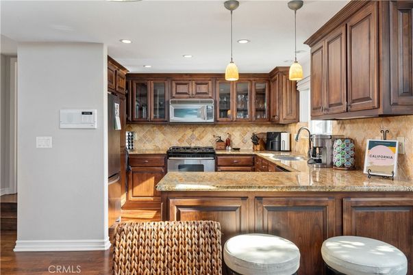 Interior, Kitchen, Pendant Lights, Recessed Lighting, Wood Texture Flooring