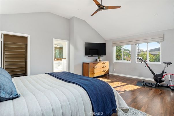 Bedroom, Fitness Equipment, Interior, Recessed Lighting, Wood Texture Flooring