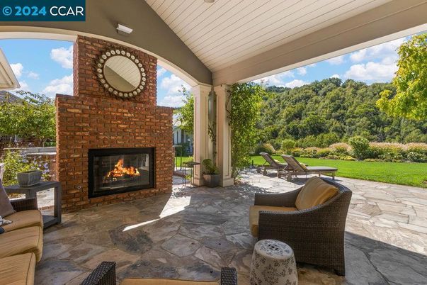 Exterior, Fireplace
