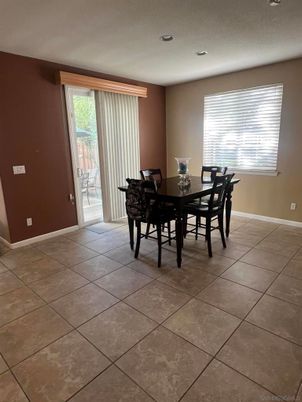 Dining room, Interior, Recessed Lighting