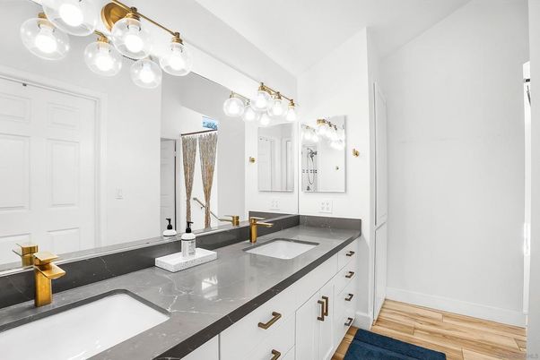 Bathroom, Dual Sink Vanities, Interior, Wood Texture Flooring