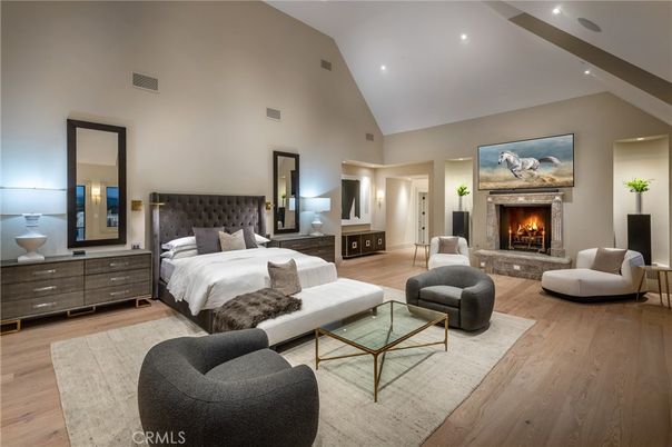 Bedroom, Fireplace, Interior, Living room, Recessed Lighting, Wood Texture Flooring