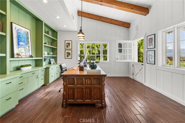 Home Office, Interior, Pendant Lights, Recessed Lighting, Wooden Beams, Wood Texture Flooring