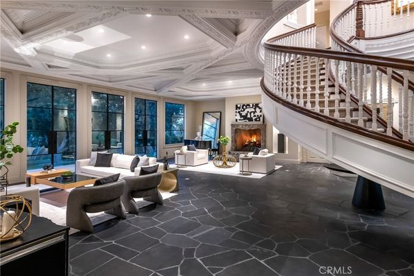 Fireplace, Interior, Living room, Recessed Lighting