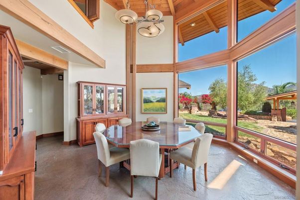 Dining room, Interior, Recessed Lighting, Wooden Beams, Wooden Ceilings