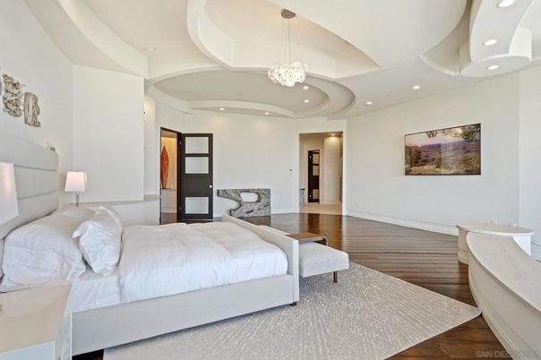 Bedroom, Chandelier, Interior, Pendant Lights, Recessed Lighting, Wood Texture Flooring