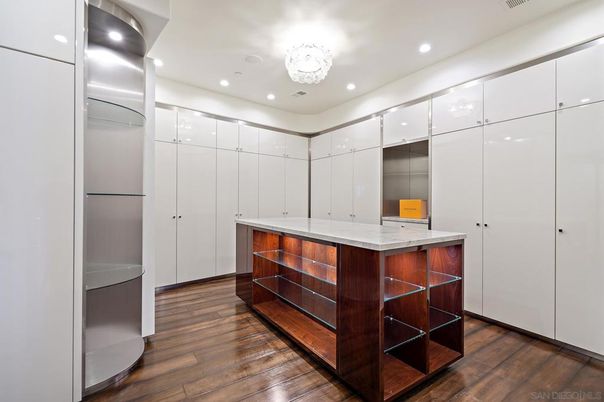 Chandelier, Interior, Recessed Lighting, Wood Texture Flooring