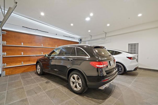 Garage, Interior, Recessed Lighting