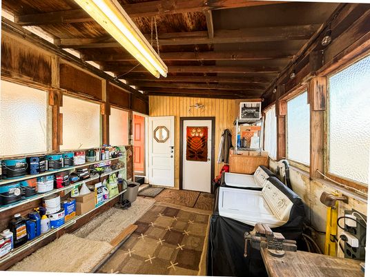 Interior, Washer, Wooden Beams, Wooden Ceilings, Wooden Walls