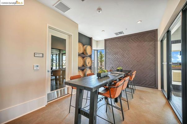 Dining room, Interior, Recessed Lighting