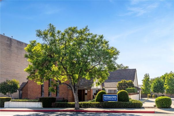 Exterior, Facade, Brick Facade, Tudor Revival