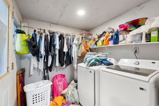 Interior, Recessed Lighting, Washer