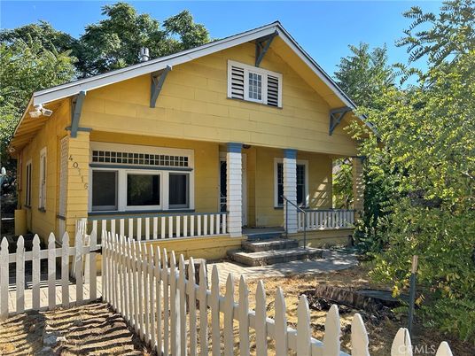 Exterior, Facade, American Craftsman
