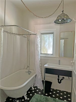 Bathroom, Free Standing Baths, Interior