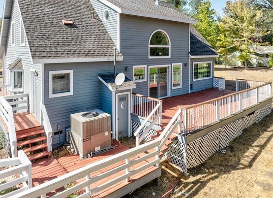 Exterior, Hot Tub