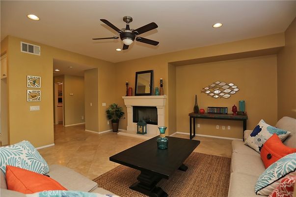 Fireplace, Interior, Living room, Recessed Lighting