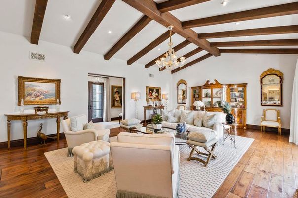 Chandelier, Interior, Living room, Recessed Lighting, Wooden Beams, Wood Texture Flooring