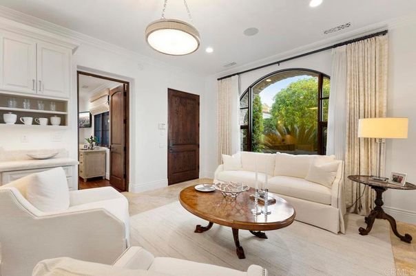 Interior, Living room, Pendant Lights, Recessed Lighting