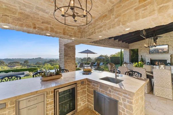 Exterior, Fireplace, Recessed Lighting
