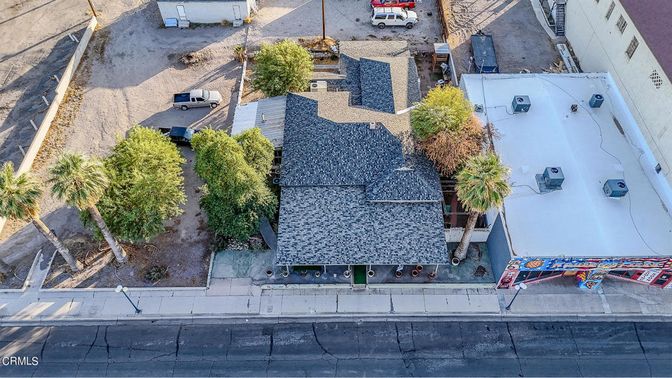 Exterior, Drone