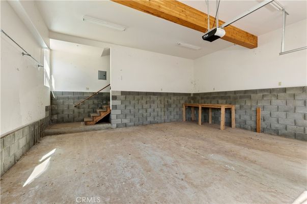Empty room, Garage, Interior, Stone Walls