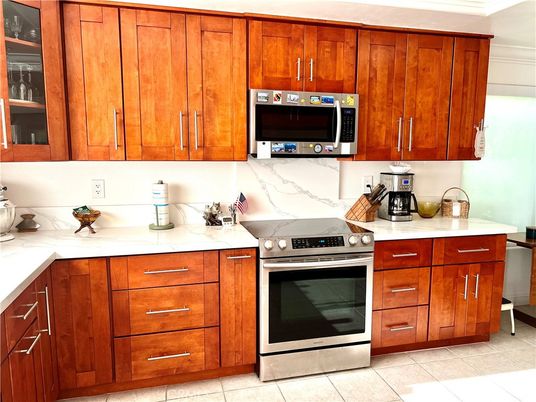 Interior, Kitchen, Stainless Steel Appliances