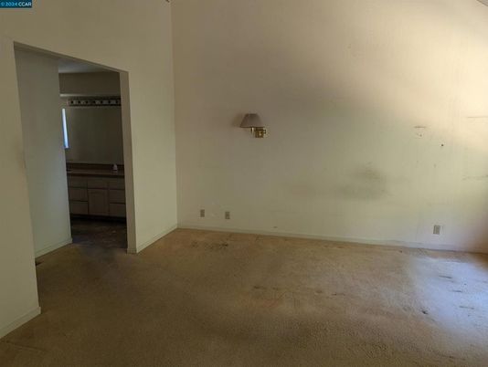 Bathroom, Empty room, Interior