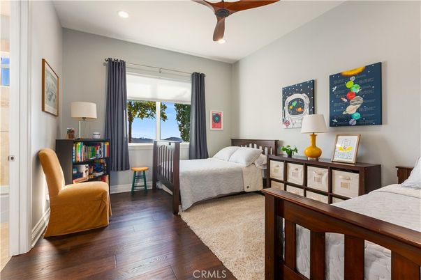 Bedroom, Interior, Recessed Lighting, Water, Wood Texture Flooring
