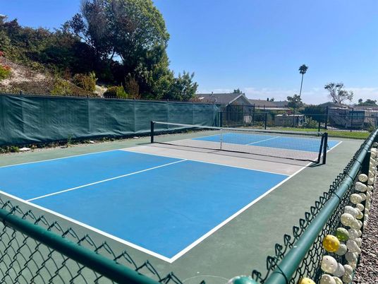 Exterior, Tennis Courts