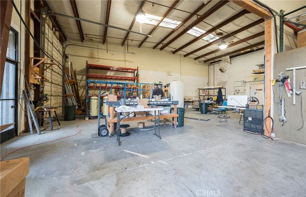 Game Room, Garage, Interior